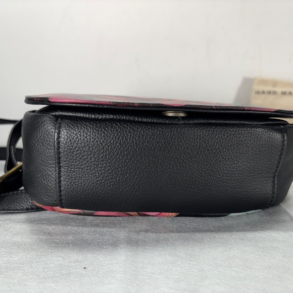 ANUSCHKA  INDIA-NWT $218.00     NOW ! $139.00  MASTERPIECE PAINTING TOOK 8 WEEKS - Picture 6 of 16